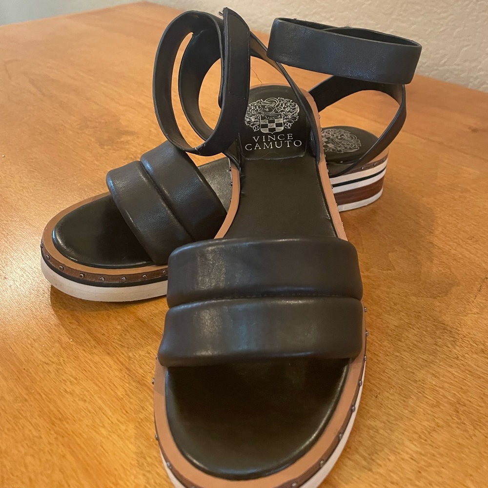 Vince Camuto Women’s Mellienda Black Sandals, 6.5